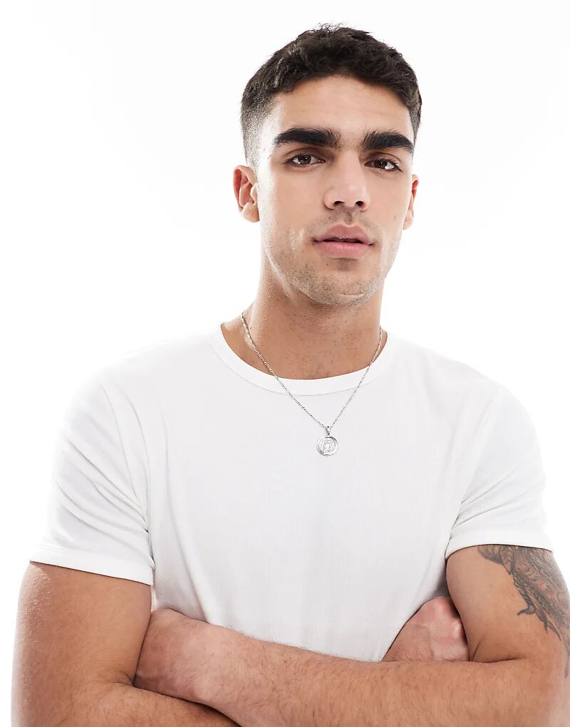 Футболка Bershka с короткими рукавами в рубчик белого цвета
Футболка Bershka с короткими рукавами в рубчик белого цвета