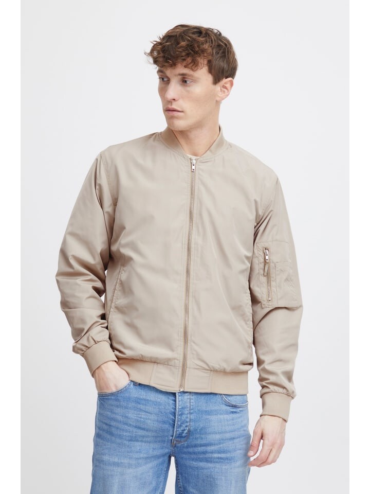 Переходная куртка BLEND Bomberjacke BHJacket 20716736 coole Bomberjacke mit Badge, бежевый
Переходная куртка BLEND Bomberjacke BHJacket 20716736 coole Bomberjacke mit Badge, бежевый