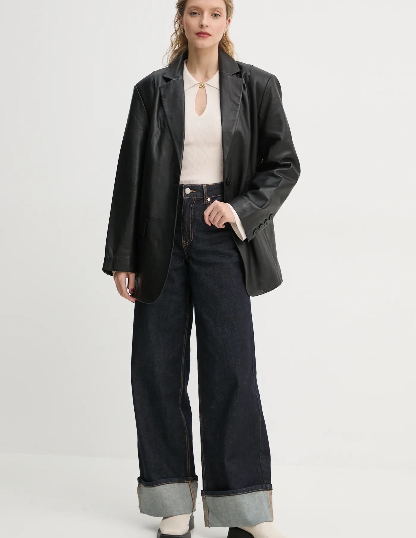 Шерстяной свитер FROM FUTURE, бежевый
Шерстяной свитер FROM FUTURE, бежевый