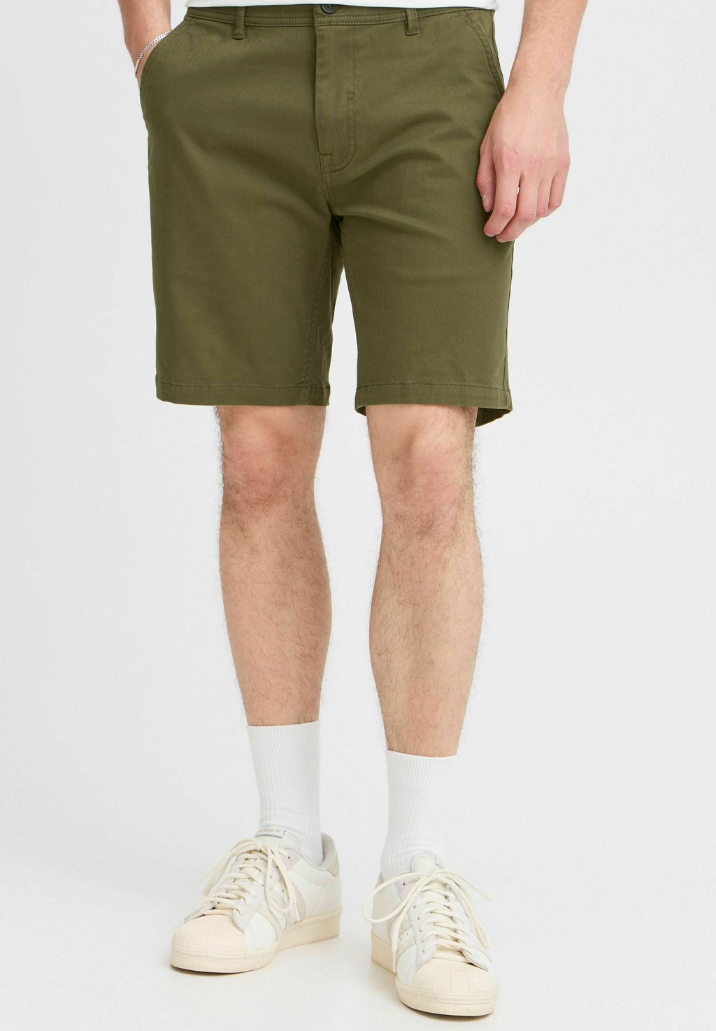 Шорты BHEDNAN Blend, зеленый
Шорты BHEDNAN Blend, зеленый