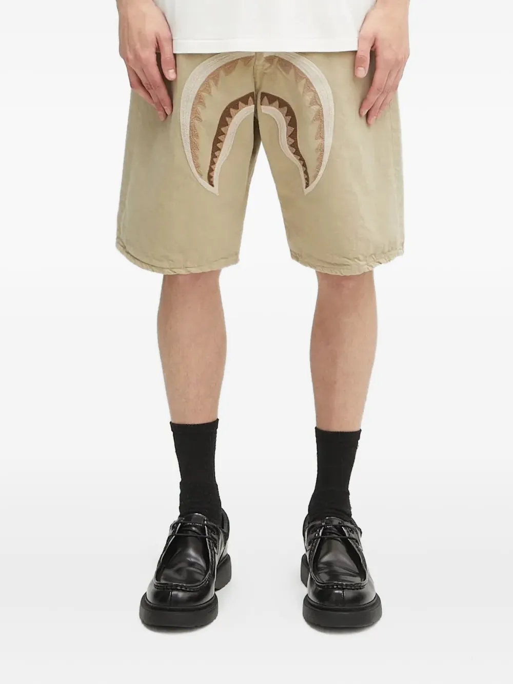 Джинсовые шорты A BATHING APE, нейтральный
Джинсовые шорты A BATHING APE, нейтральный