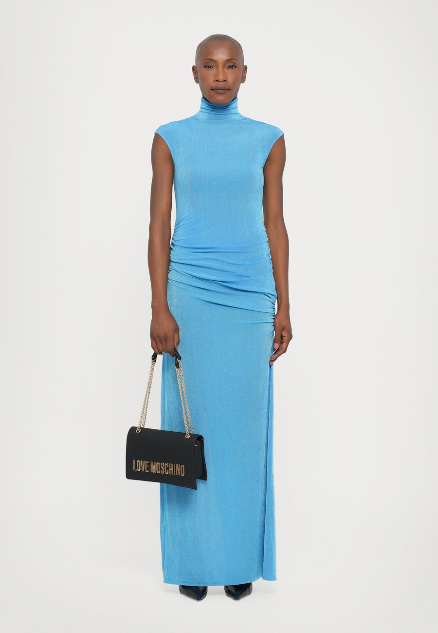 Сумка Love Moschino BOLD LOVE, Black
Сумка Love Moschino BOLD LOVE, Black