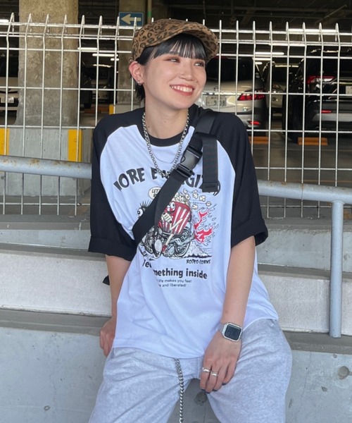 Футболка, пять рукавов, бренд Rod Custom, модель Rodeo Crowns Wide Bowl, белый
Футболка, пять рукавов, бренд Rod Custom, модель Rodeo Crowns Wide Bowl, белый