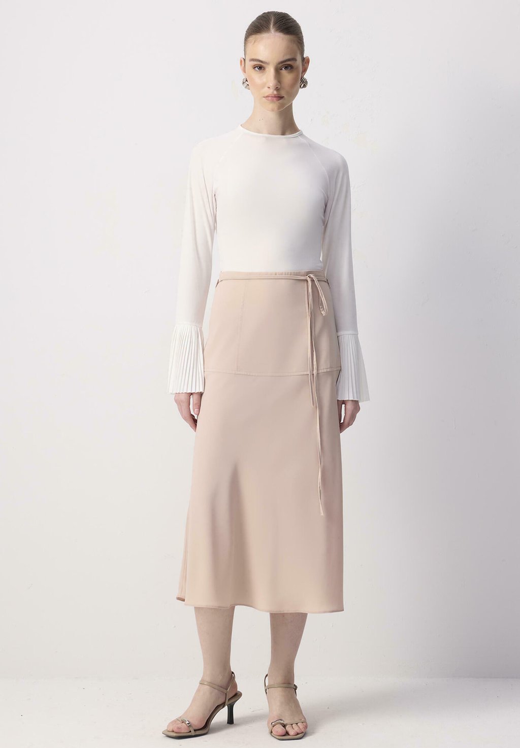 Блуза Touché Privé, кремовый
Блуза Touché Privé, кремовый