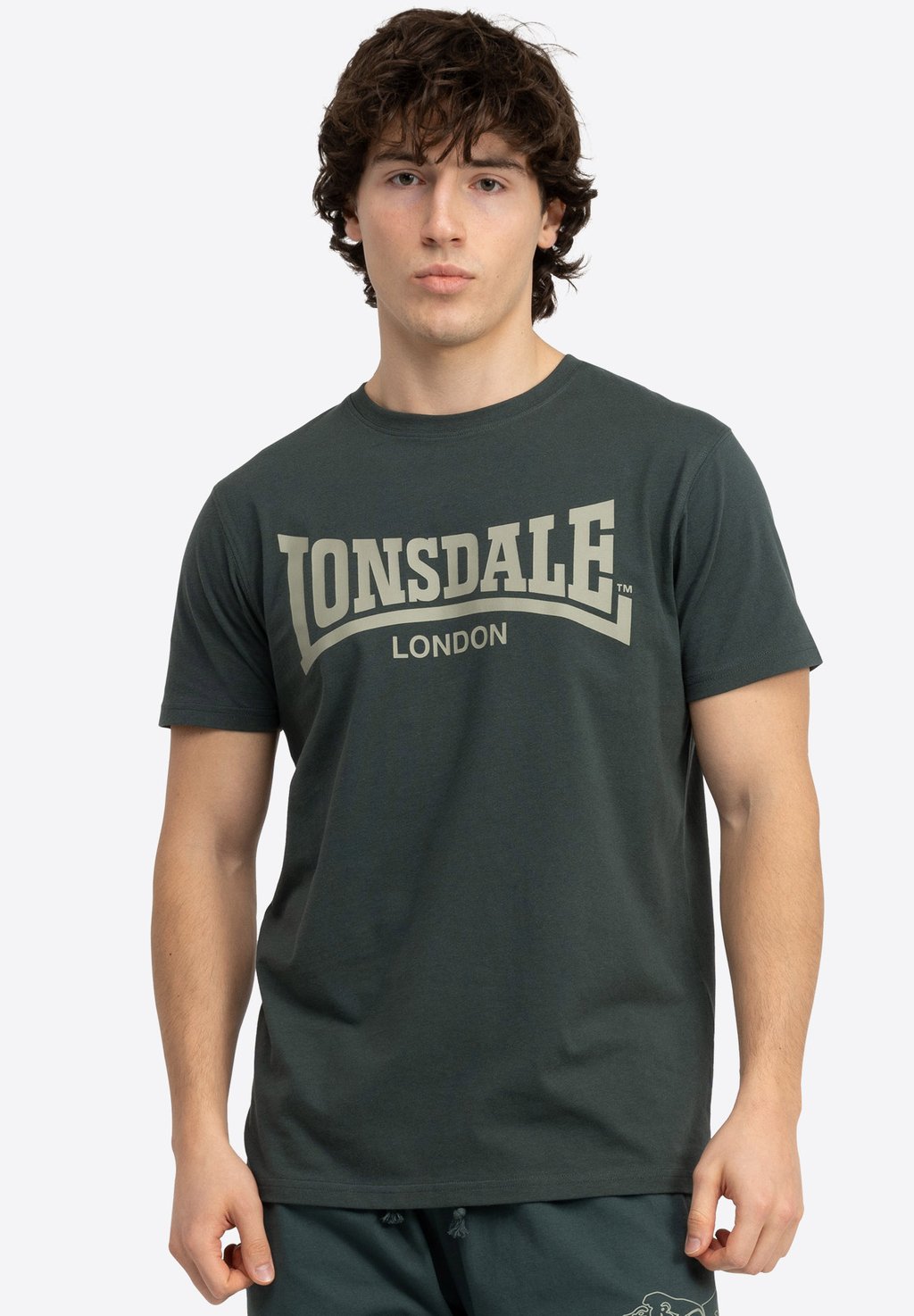 Футболка с принтом NORMALE PASSFORM FULWOOD Lonsdale, зеленый 
Футболка с принтом NORMALE PASSFORM FULWOOD Lonsdale, зеленый