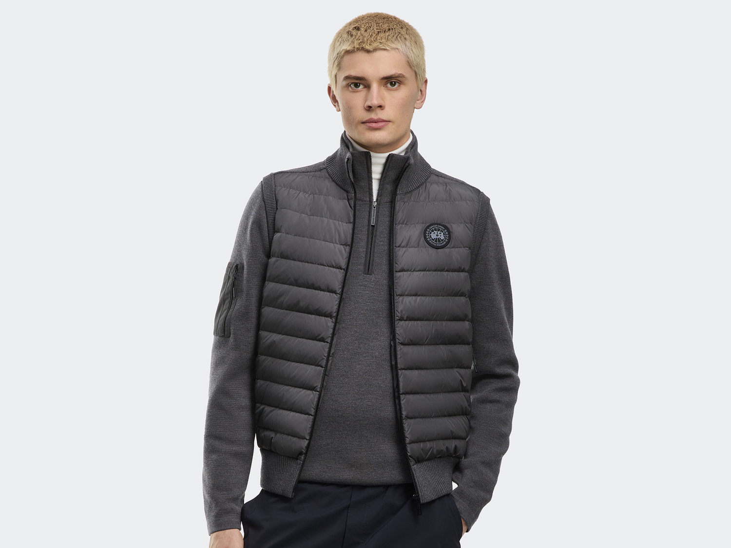 Жилет Canada Goose HyBridge Knit Black Label, Iron Grey
Жилет Canada Goose HyBridge Knit Black Label, Iron Grey