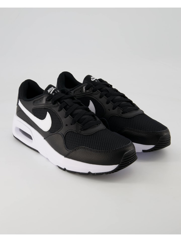 Nike Низкие кроссовки черного цвета
Nike Низкие кроссовки черного цвета