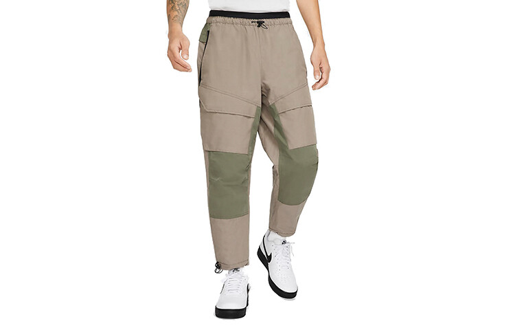 Мужские повседневные брюки Nike, Оливковый ясень
Мужские повседневные брюки Nike, Оливковый ясень