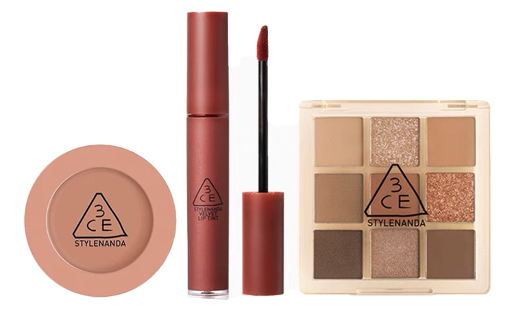 Премиальный мягкий и полупрозрачный набор макияжа против старения Velour Matte Metallic из трех предметов 3CE
Премиальный мягкий и полупрозрачный набор макияжа против старения Velour Matte Metallic из трех предметов 3CE