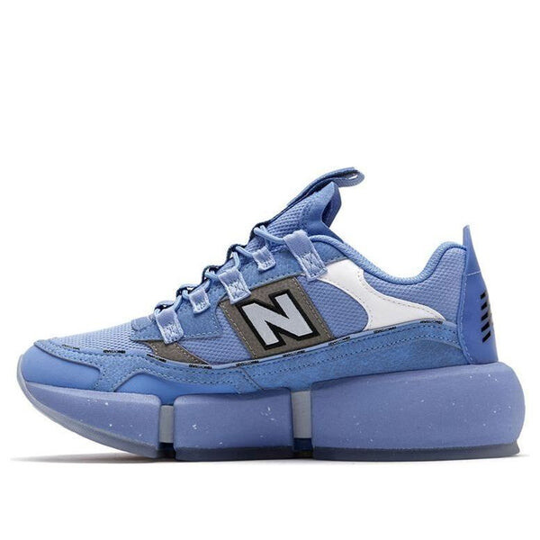 Массивные кроссовки jaden smith x vision racer New Balance, синий
Массивные кроссовки jaden smith x vision racer New Balance, синий
