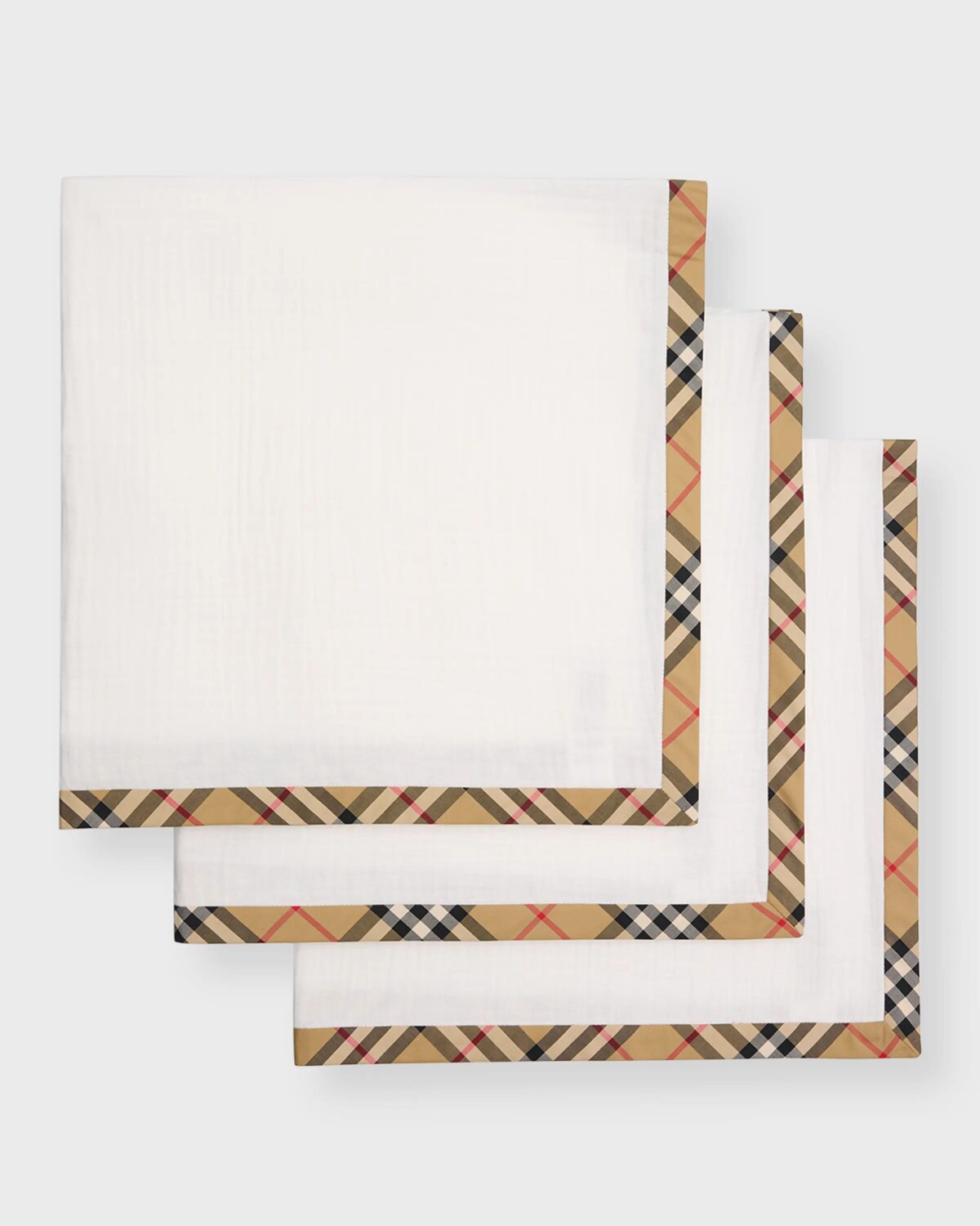 Хлопковый комплект из трех предметов из детского муслина Burberry, цвет White
Хлопковый комплект из трех предметов из детского муслина Burberry, цвет White