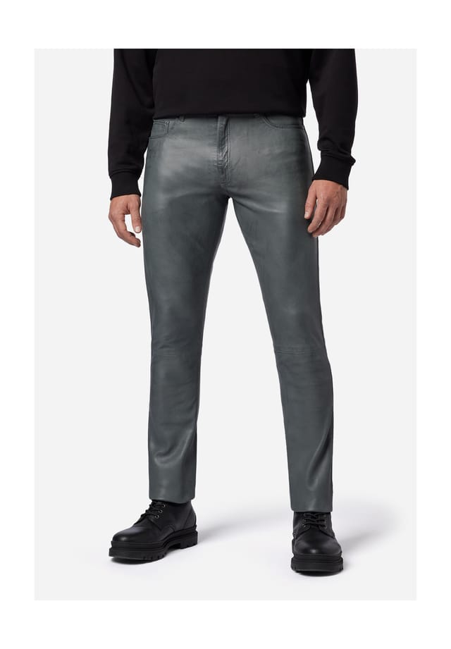 Кожаные брюки облегающего кроя Кожаные брюки с 5 карманами из кожи ягненка - облегающий крой Ricano, серый
Кожаные брюки облегающего кроя Кожаные брюки с 5 карманами из кожи ягненка - облегающий крой Ricano, серый