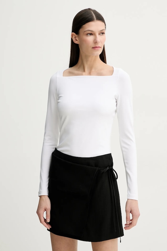 Лонгслив Remain, белый
Лонгслив Remain, белый