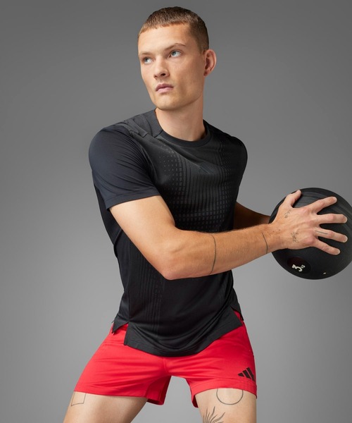 Футболка с коротким рукавом, технология Airchill Adidas, черный
Футболка с коротким рукавом, технология Airchill Adidas, черный