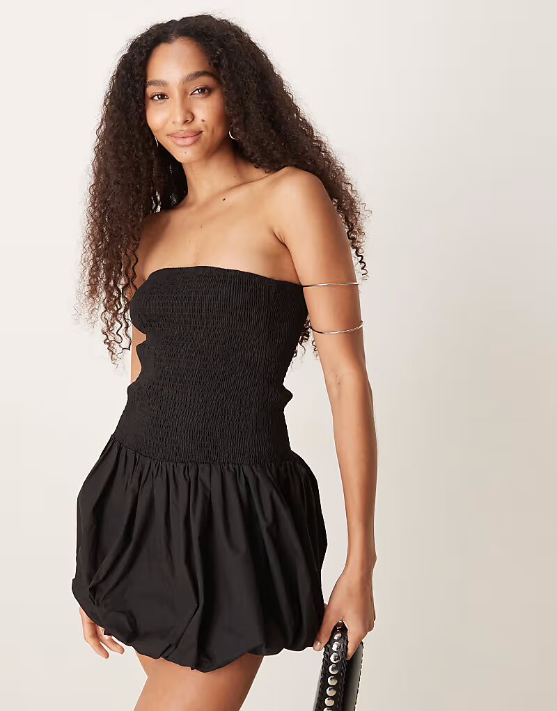 Гламурное мини-платье-фонарик черного цвета со сборками Glamorous
Гламурное мини-платье-фонарик черного цвета со сборками Glamorous