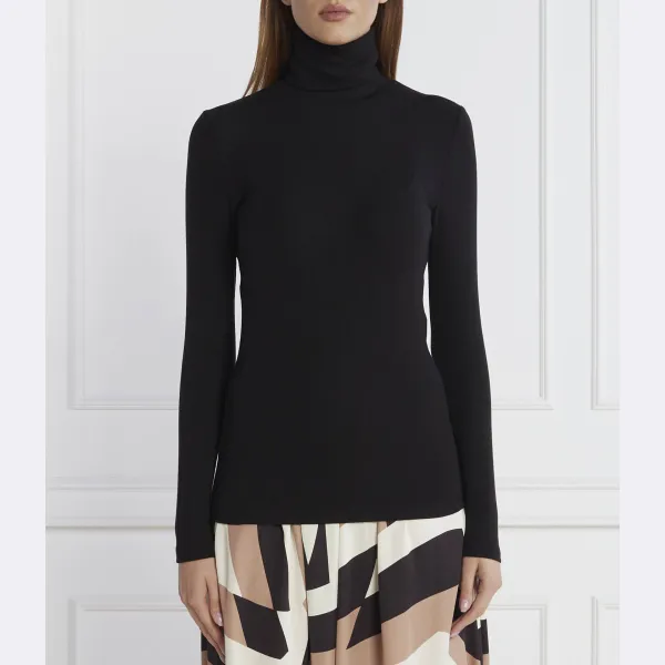 Водолазка стандартного кроя Calvin Klein, черный
Водолазка стандартного кроя Calvin Klein, черный