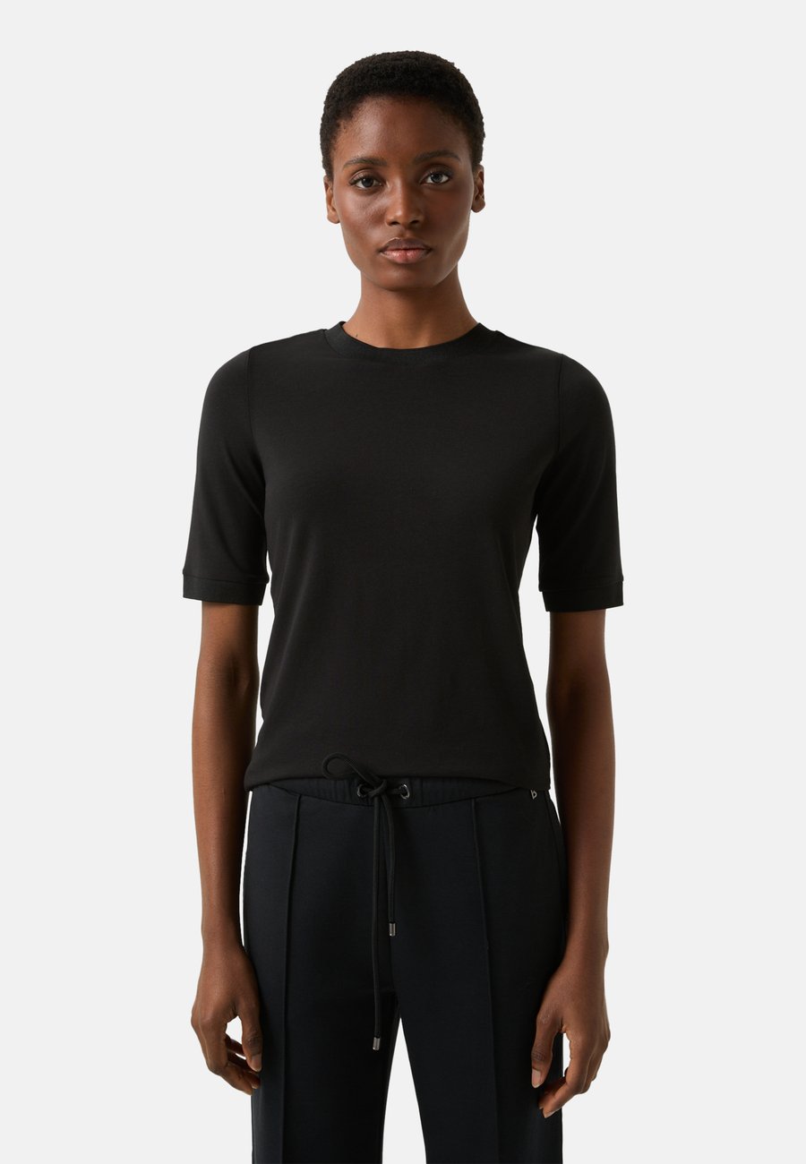 Футболка Bogner Basic T-shirt, Schwarz/Black, Черный, Футболка Bogner Basic T-shirt, Schwarz/Black
Футболка Bogner Basic T-shirt, Schwarz/Black, Черный, Футболка Bogner Basic T-shirt, Schwarz/Black