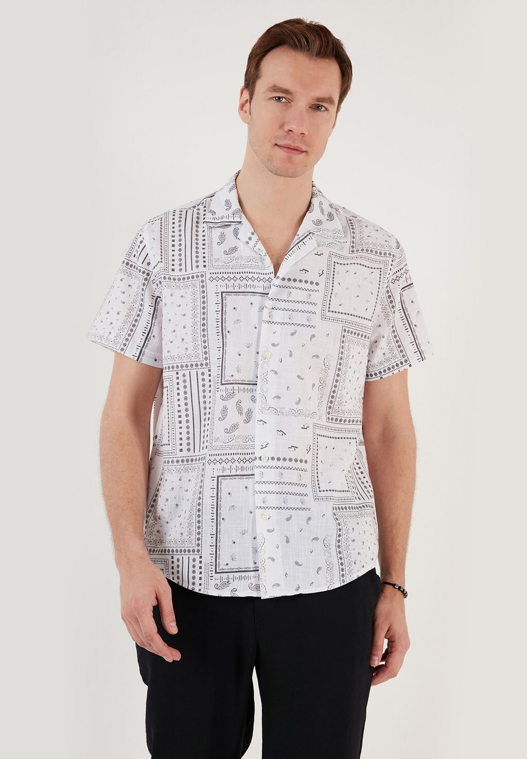 Рубашка REGULAR FIT Buratti, белый 
Рубашка REGULAR FIT Buratti, белый