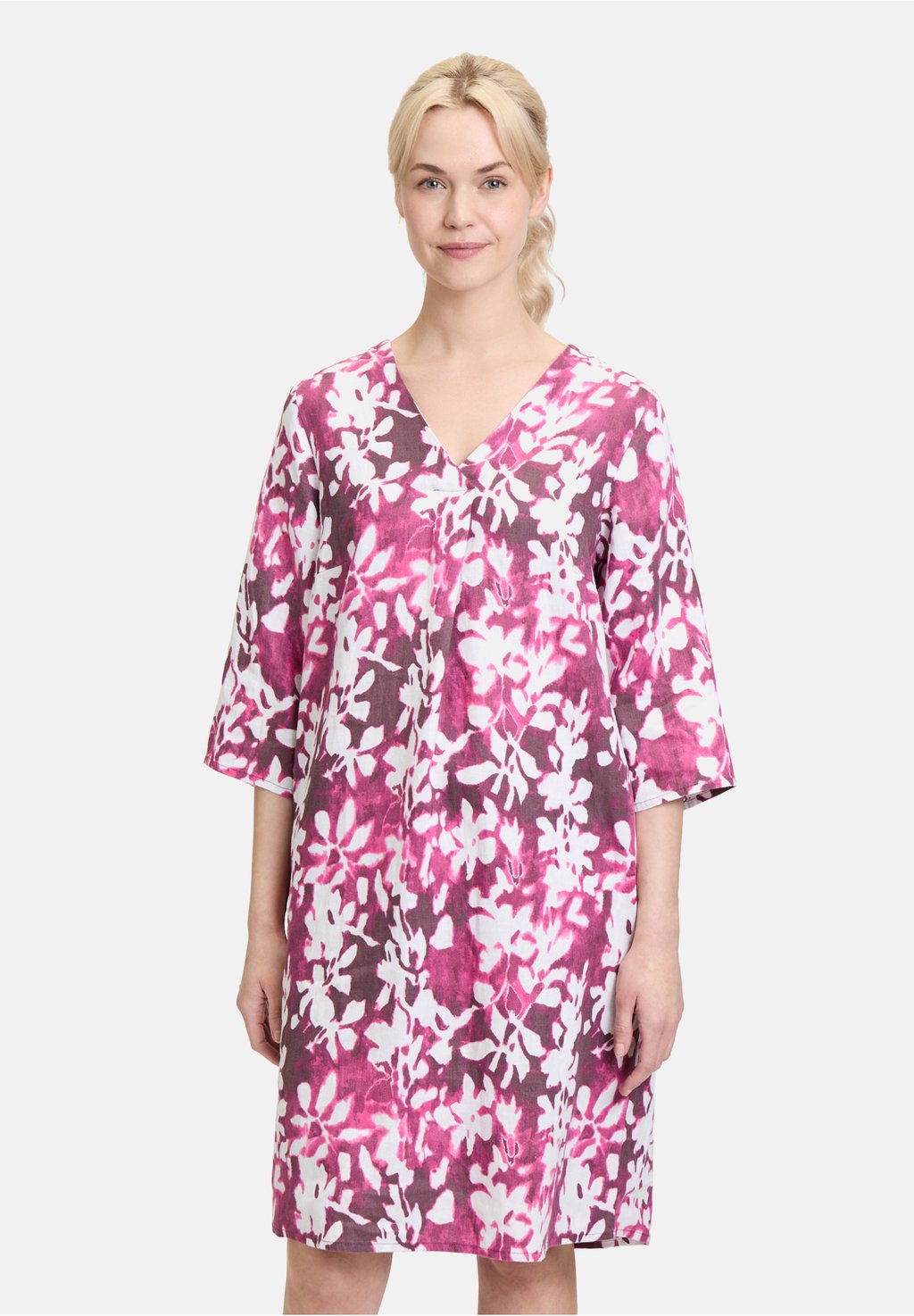 Повседневное платье Cartoon, мультиколор
Повседневное платье Cartoon, мультиколор