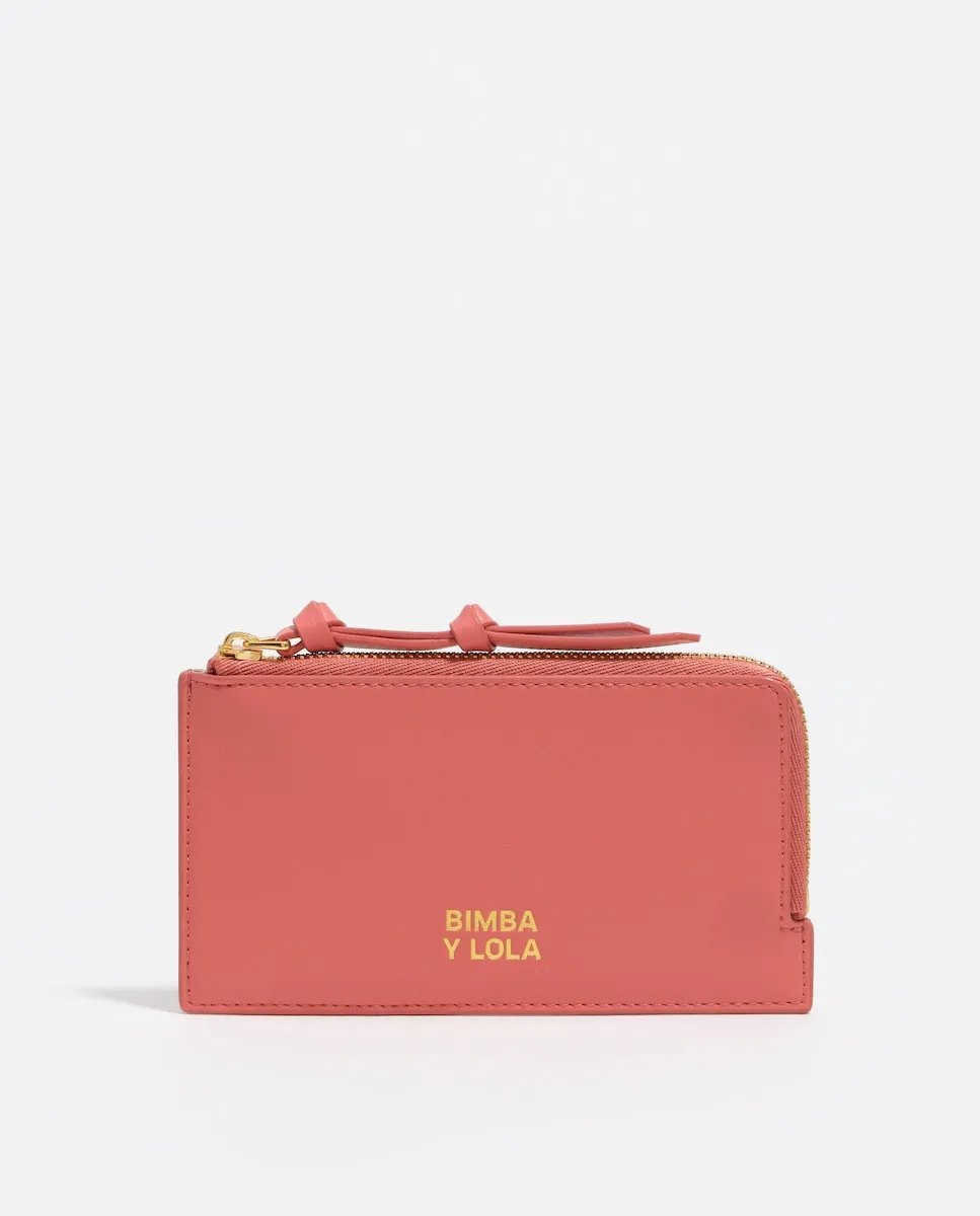 Женский кожаный кошелек с застежкой-молнией Bimba y Lola, розовый
Женский кожаный кошелек с застежкой-молнией Bimba y Lola, розовый