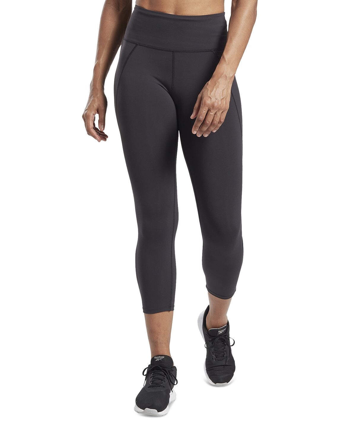 Женские леггинсы длиной 3/4 с высокой посадкой, эксклюзив Macy's Reebok, черный
Женские леггинсы длиной 3/4 с высокой посадкой, эксклюзив Macy's Reebok, черный