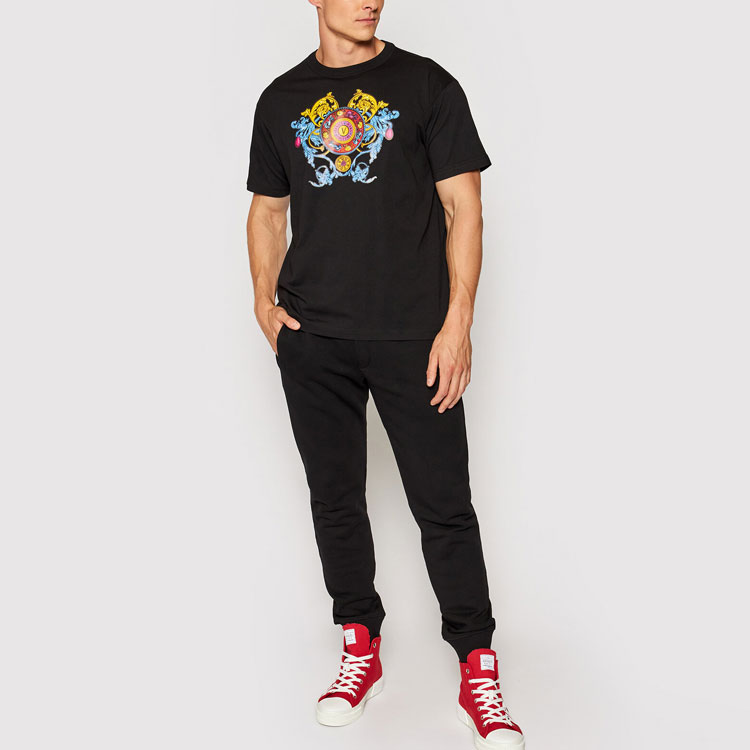 VERSACE JEANS COUTURE Футболка мужская черная FW21, Черный, VERSACE JEANS COUTURE Футболка мужская черная FW21
VERSACE JEANS COUTURE Футболка мужская черная FW21, Черный, VERSACE JEANS COUTURE Футболка мужская черная FW21