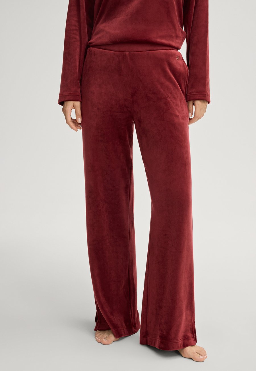 Пижамные брюки JOOP! LOUNGEWEAR, Dunkelrot/Dark Red
Пижамные брюки JOOP! LOUNGEWEAR, Dunkelrot/Dark Red