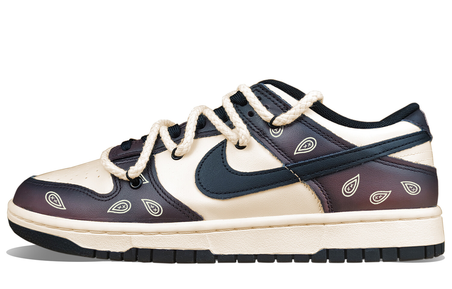 Кроссовки Nike Dunk Skateboarding Shoes Women's Low-top Wine Red/Black, цвет Coffee
Кроссовки Nike Dunk Skateboarding Shoes Women's Low-top Wine Red/Black, цвет Coffee
