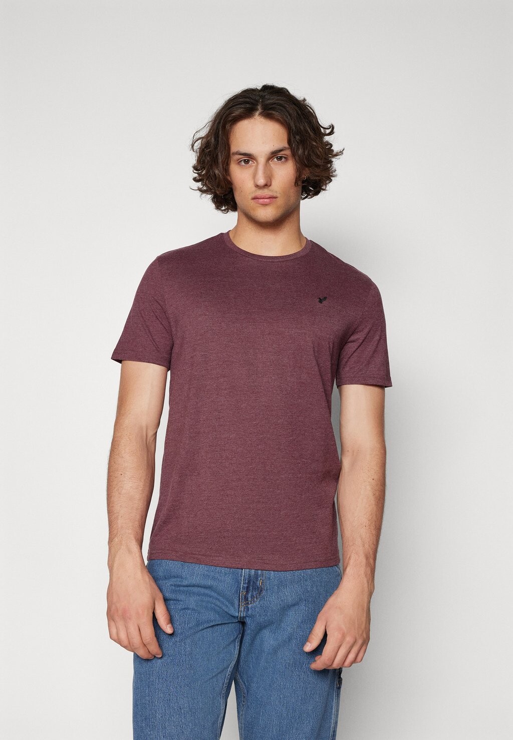 Базовая футболка Pier One, темно-серая/темно-синяя/оливковая 5 Pack 
Базовая футболка Pier One, темно-серая/темно-синяя/оливковая 5 Pack