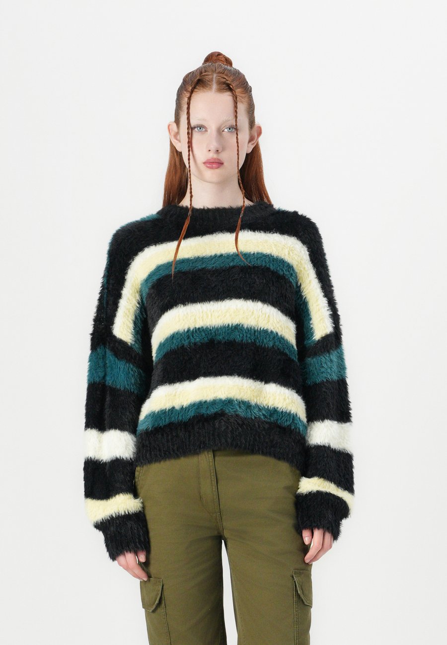 Джемпер Volcom HAIRY UP SWEATER, Multi Coloured/Multi-Coloured
Джемпер Volcom HAIRY UP SWEATER, Multi Coloured/Multi-Coloured