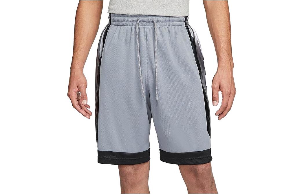 Повседневные шорты мужские серые Nike, серый
Повседневные шорты мужские серые Nike, серый