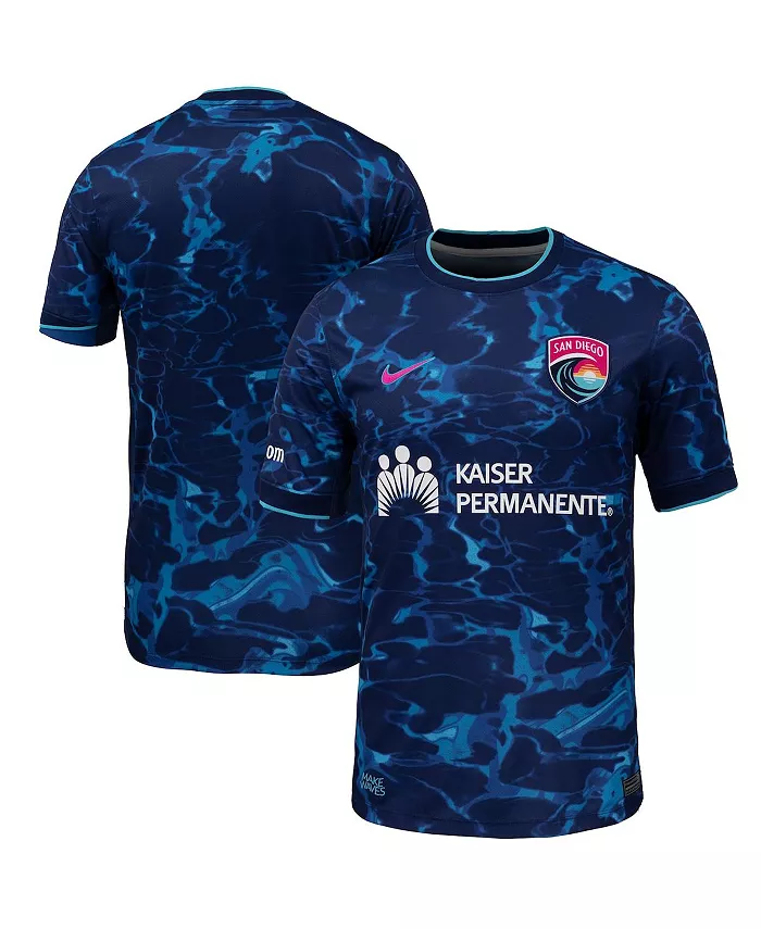 Мужская футболка San Diego Wave FC 2025 The Altamar Kit Stadium Replica в темно-синем цвете Nike
Мужская футболка San Diego Wave FC 2025 The Altamar Kit Stadium Replica в темно-синем цвете Nike
