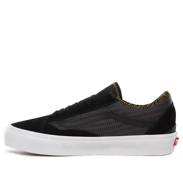 Кроссовки gore-tex old skool black Vans, черный
Кроссовки gore-tex old skool black Vans, черный