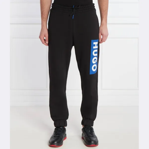 Спортивные брюки стандартного кроя из нурама Hugo, черный
Спортивные брюки стандартного кроя из нурама Hugo, черный