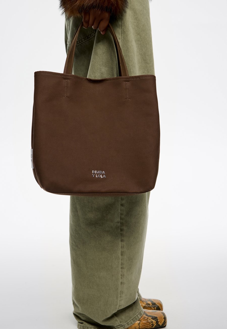 Сумка Bimba Y Lola Handbag, Caqui Oscuro/Brown
Сумка Bimba Y Lola Handbag, Caqui Oscuro/Brown