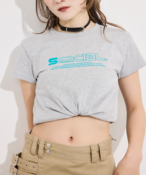 Футболка с круглым вырезом и принтом, короткие рукава SLY
Футболка с круглым вырезом и принтом, короткие рукава SLY