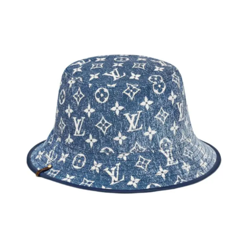 Панама Louis Vuitton, синий / белый
Панама Louis Vuitton, синий / белый