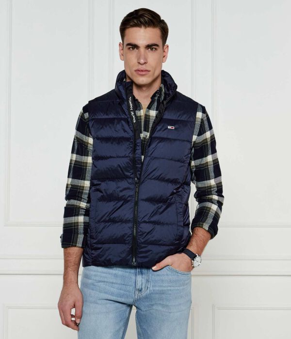 Жилет мужской Tommy Jeans пуховый, синий
Жилет мужской Tommy Jeans пуховый, синий