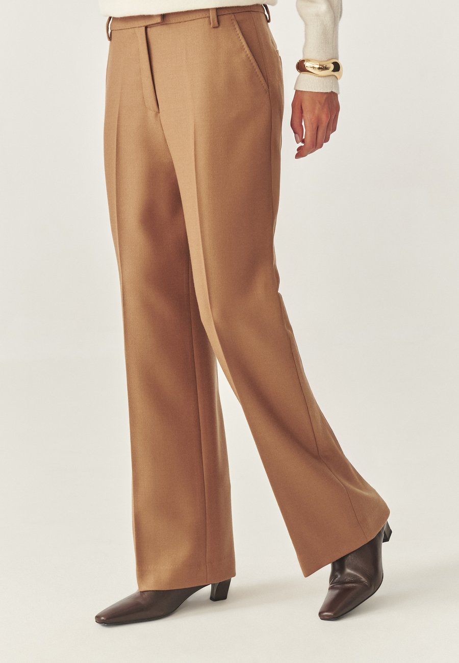 Брюки TATUUM ZARIANA 2, Camel Brown/Camel
Брюки TATUUM ZARIANA 2, Camel Brown/Camel