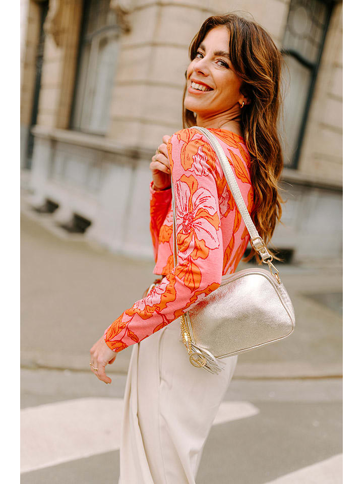 Кожаная сумка через плечо "Flumendosa" в золоте - (Ш)23 x (В)17 x (Г)7 см Lia Biassoni
Кожаная сумка через плечо "Flumendosa" в золоте - (Ш)23 x (В)17 x (Г)7 см Lia Biassoni