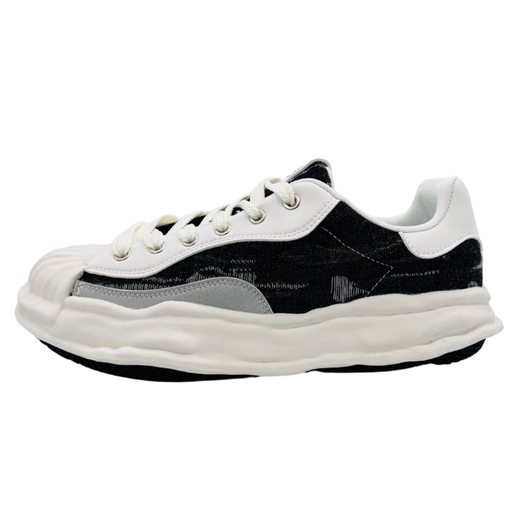 QIANJIN Низкие повседневные туфли мужские черные
QIANJIN Низкие повседневные туфли мужские черные