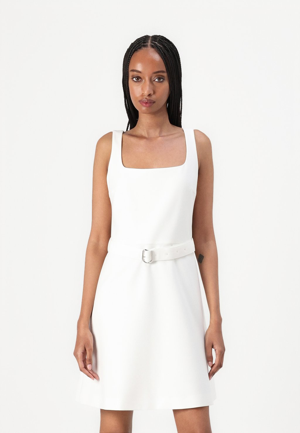 Повседневное платье KAMENA HUGO, молочный
Повседневное платье KAMENA HUGO, молочный