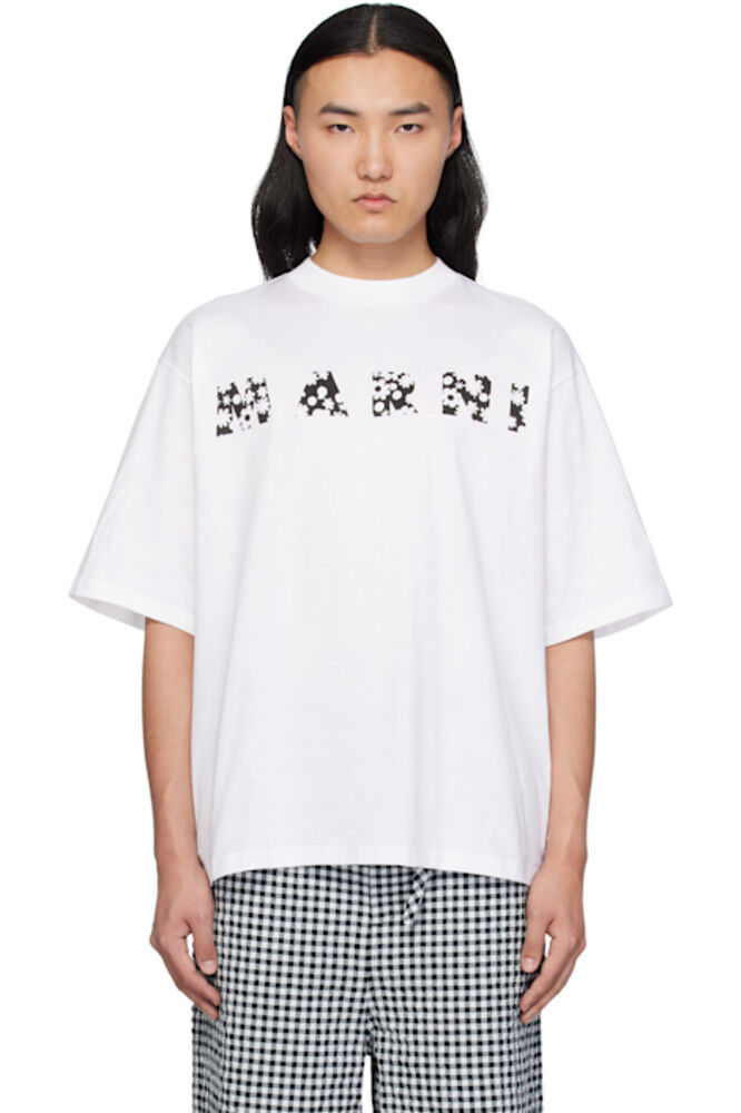 Белая футболка с логотипом Pop Fields «Marni», Белый, Белая футболка с логотипом Pop Fields «Marni»
Белая футболка с логотипом Pop Fields «Marni», Белый, Белая футболка с логотипом Pop Fields «Marni»