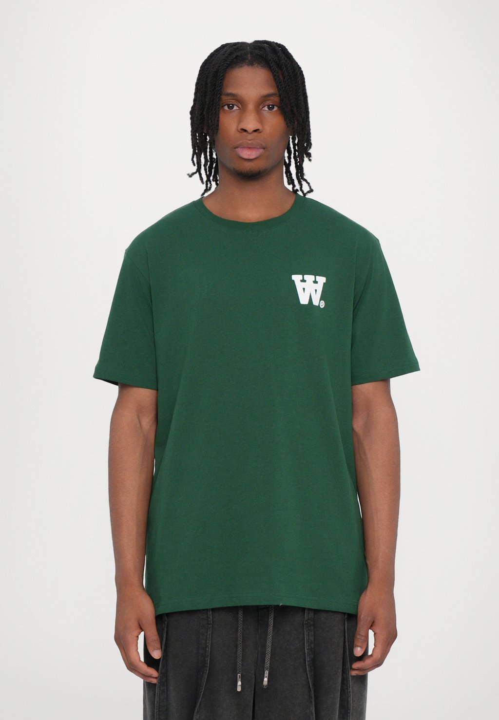 Базовая футболка ACE DOUBLE A BY W.W., зеленый
Базовая футболка ACE DOUBLE A BY W.W., зеленый