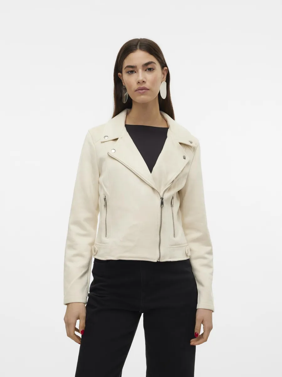 Куртка из искусственной кожи Vero Moda "VMJOSE SHORT FAUX SUEDE JACKET NOOS", цвет Birch
Куртка из искусственной кожи Vero Moda "VMJOSE SHORT FAUX SUEDE JACKET NOOS", цвет Birch