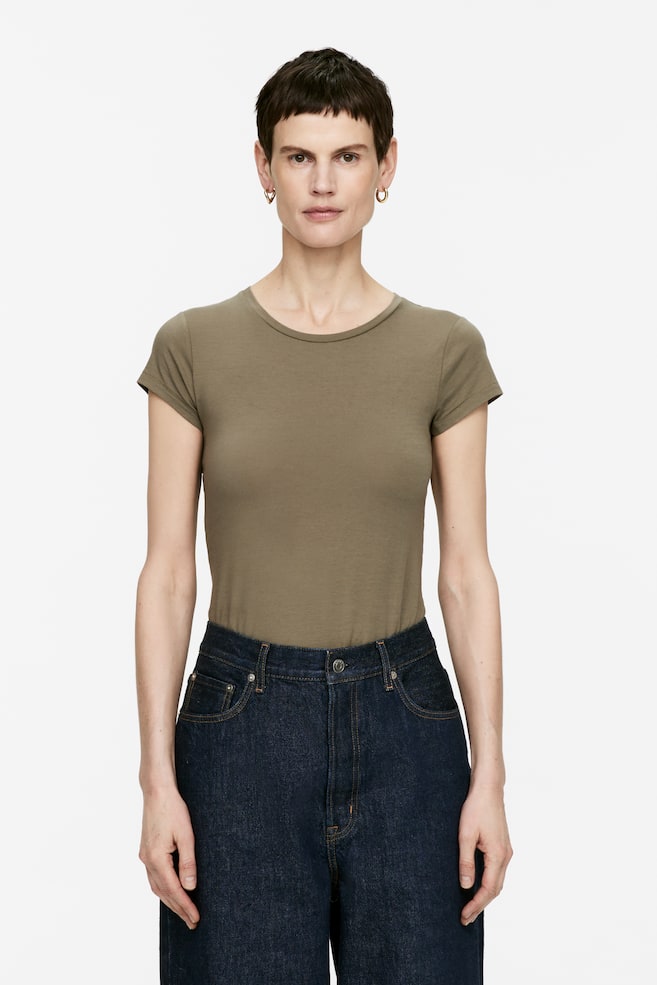 Футболка Luna облегающая Arket, хаки
Футболка Luna облегающая Arket, хаки