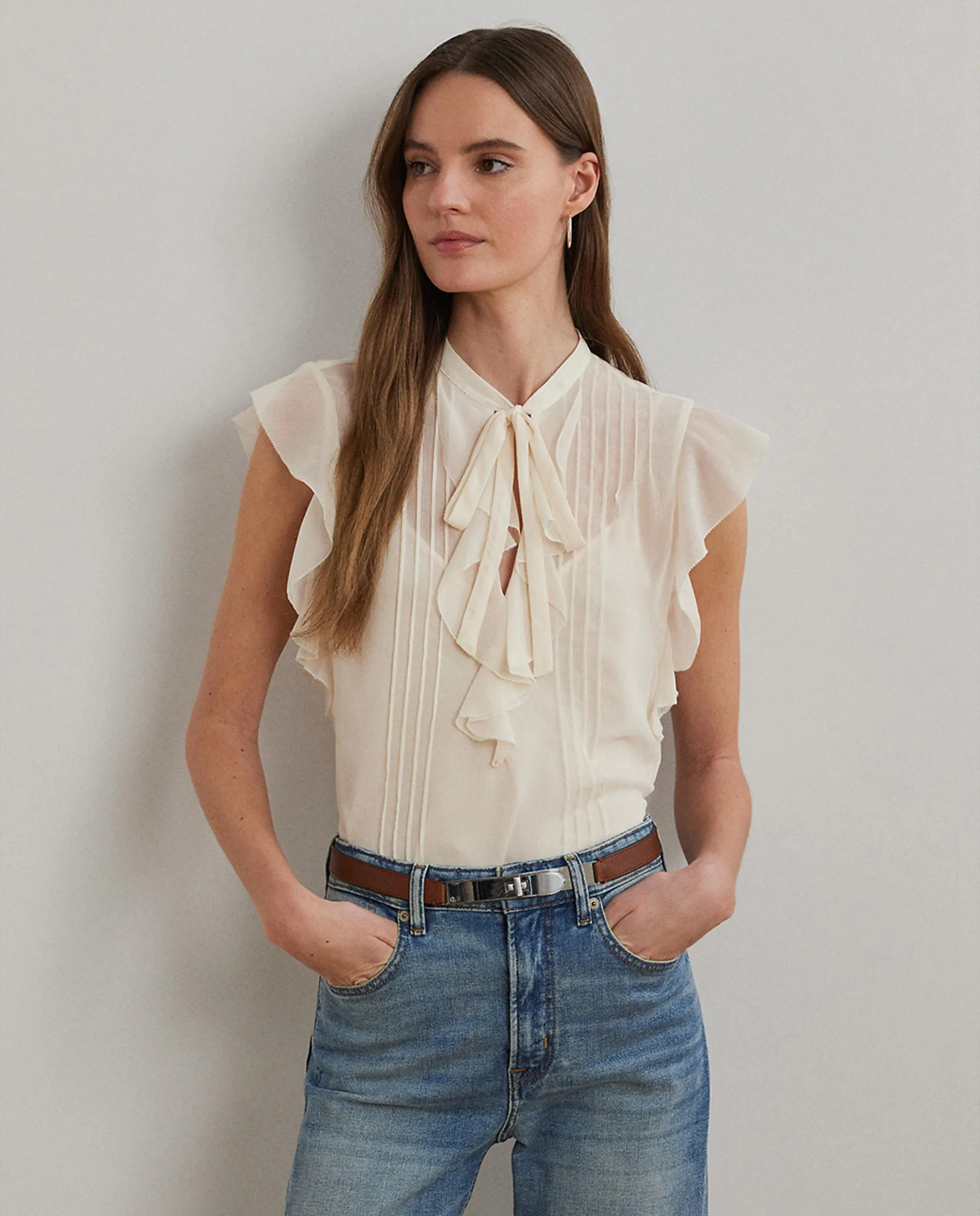 Блузка с воланами и бантом на воротнике Lauren Ralph Lauren, пастельно-розовый
Блузка с воланами и бантом на воротнике Lauren Ralph Lauren, пастельно-розовый