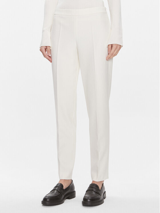 Тканевые брюки стандартного кроя Boss, экрю
Тканевые брюки стандартного кроя Boss, экрю