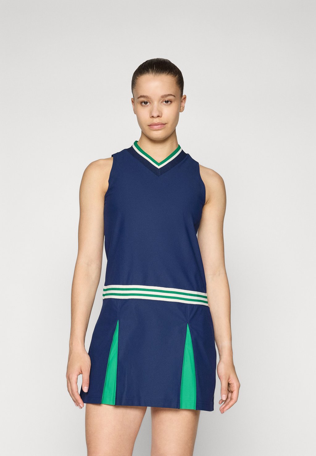 Леггинсы DRESS 2-IN-1 - Jersey dress Adidas Golf Originals, синий
Леггинсы DRESS 2-IN-1 - Jersey dress Adidas Golf Originals, синий