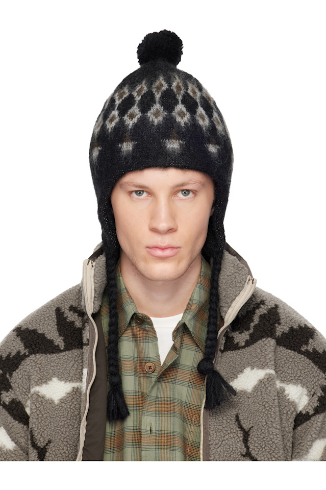 Вязаная шапка из мохера South2 West8, черный
Вязаная шапка из мохера South2 West8, черный